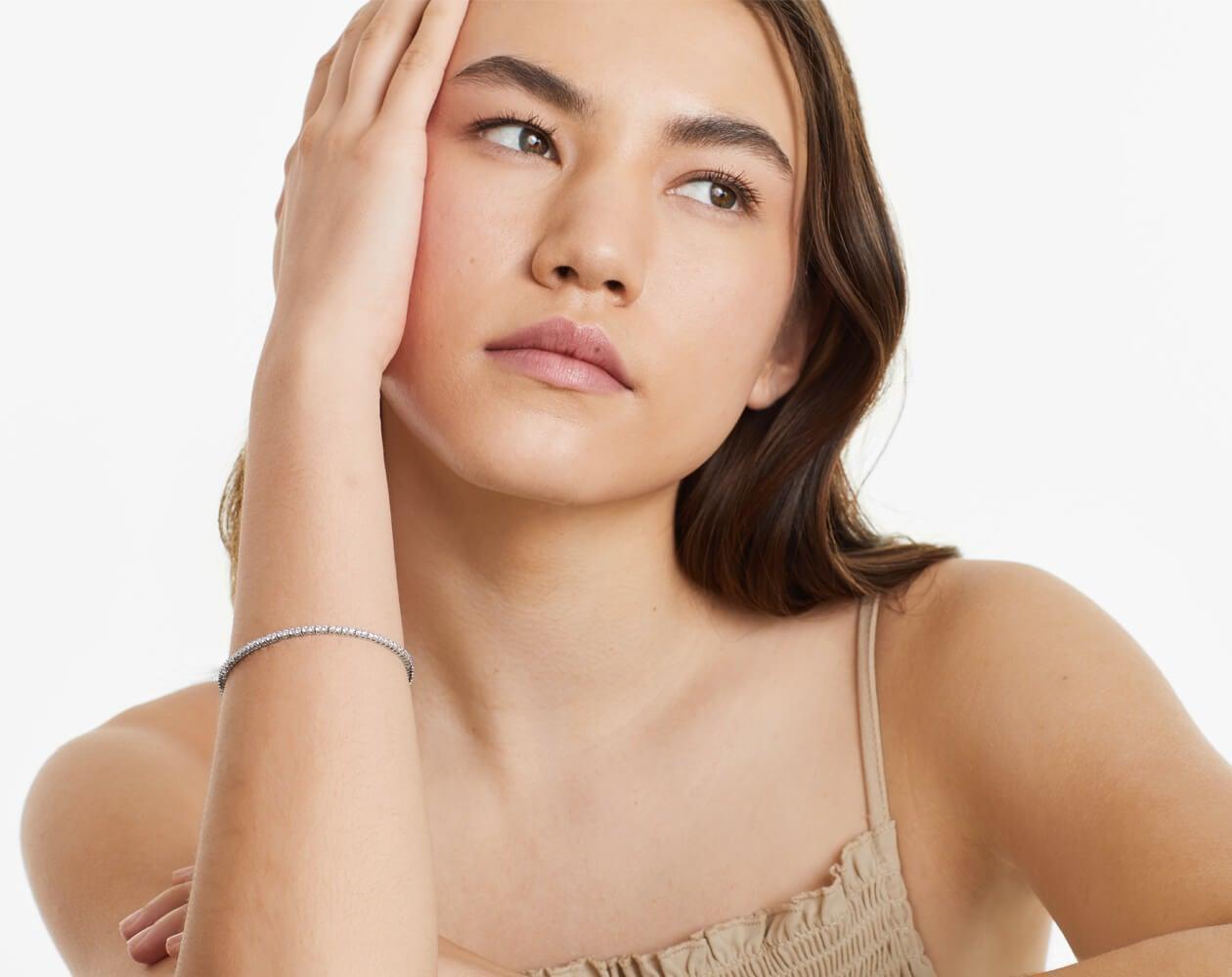 14k White Gold 1ctw Diamond Tennis Bracelet for Men and Women - Jewelry Store by Erik Rayo