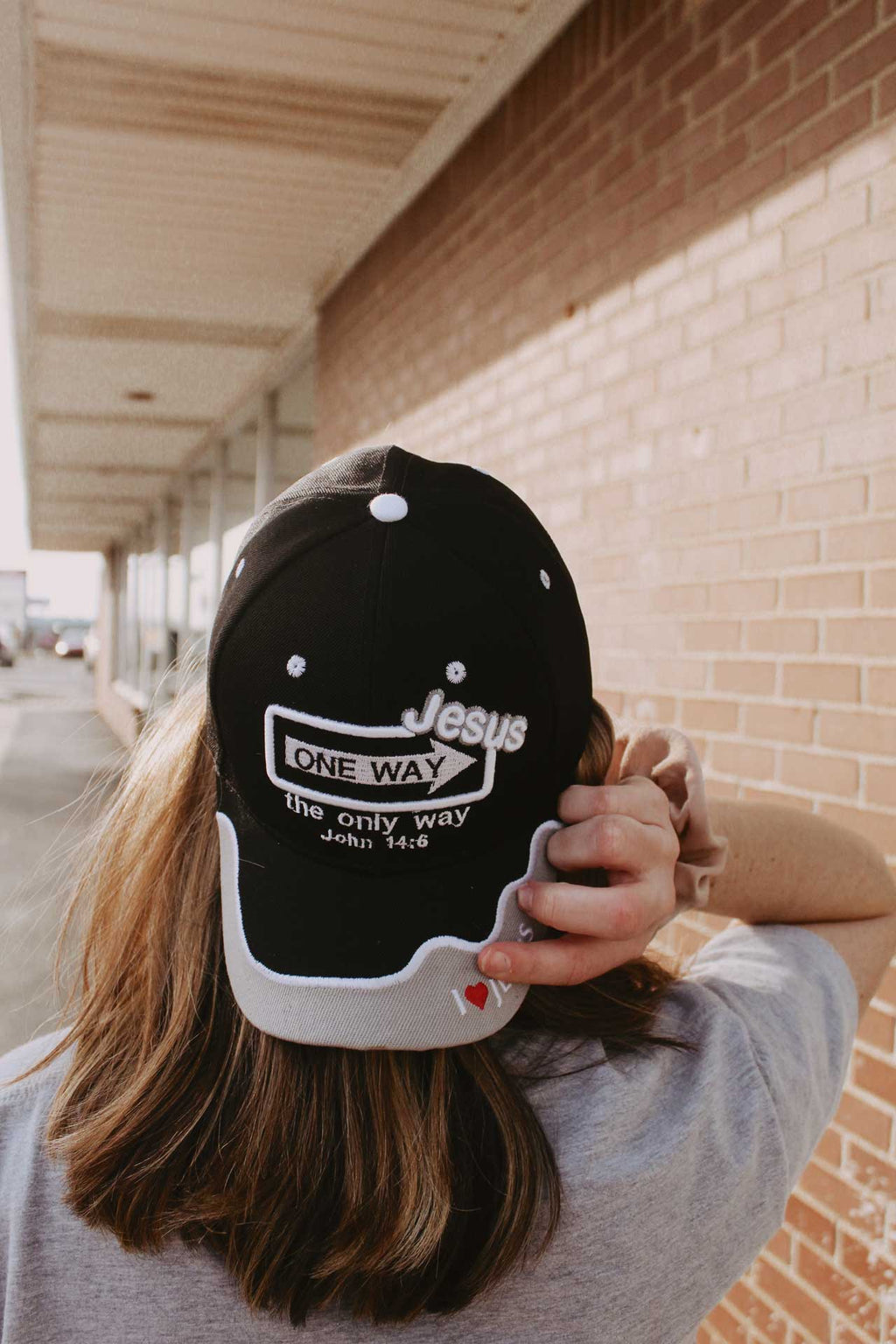 Cap One Way Jesus Black