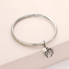 Load image into Gallery viewer, Letter E Monogram Pearl Charm Bangle Bracelet
