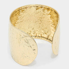 Load image into Gallery viewer, Gold California State map Hammered Wide Metal Cuff Bracelet
