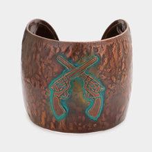 Load image into Gallery viewer, Hammered metal crossed gun cuff bracelet
