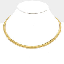 Load image into Gallery viewer, Gold 18&quot; Metal Omega Choker Necklace
