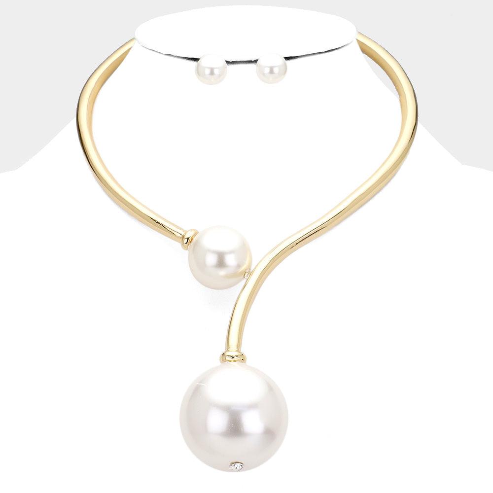 Cream Chunky Pearl Collar Choker Necklace