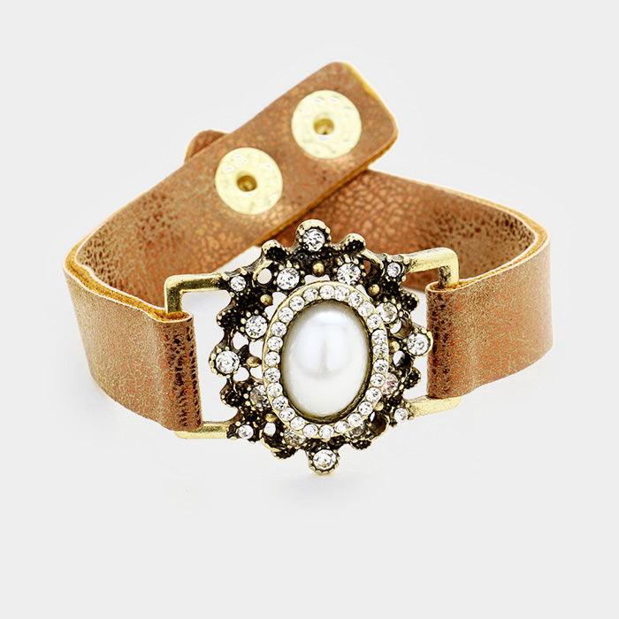 Gold Stone Trimmed Antique Oval Pearl Accent Snap Button Bracelet