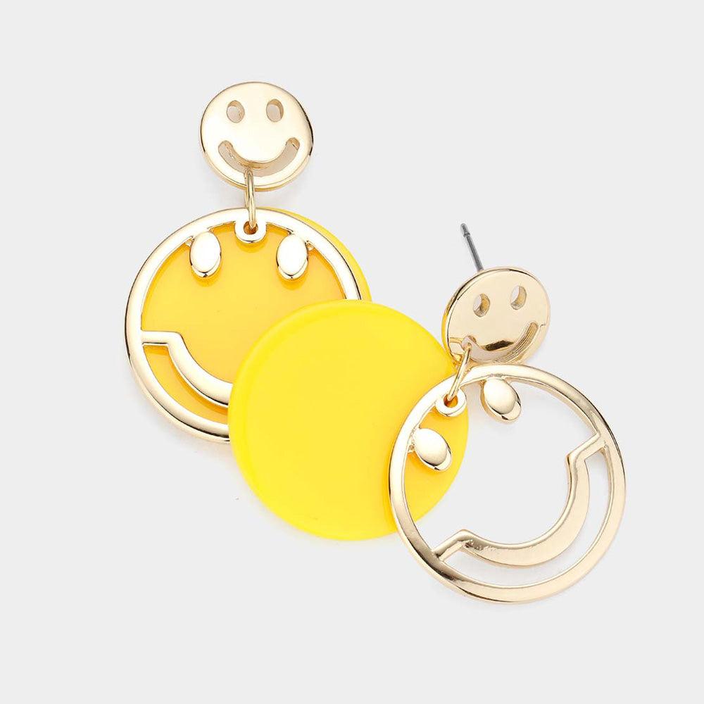 Yellow Metal Smile Resin Round Layered Dangle Earrings