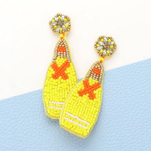 Load image into Gallery viewer, Yellow Felt Back Beaded Champagne Dangle Earrings
