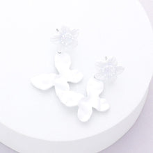 Load image into Gallery viewer, White Crushed Colored Metal Flower Butterfly Link Dangle Earrings
