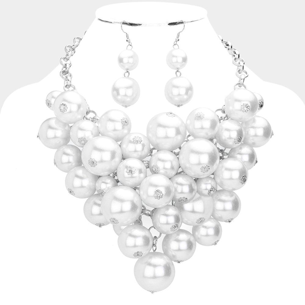 White Chunky Pearl Bib Necklace