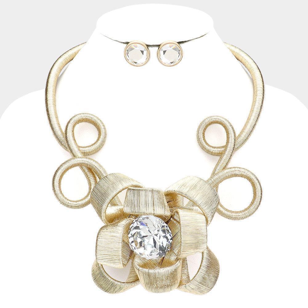 Gold Round Stone Center Floral Pendant Necklace - Jewelry Store by Erik Rayo