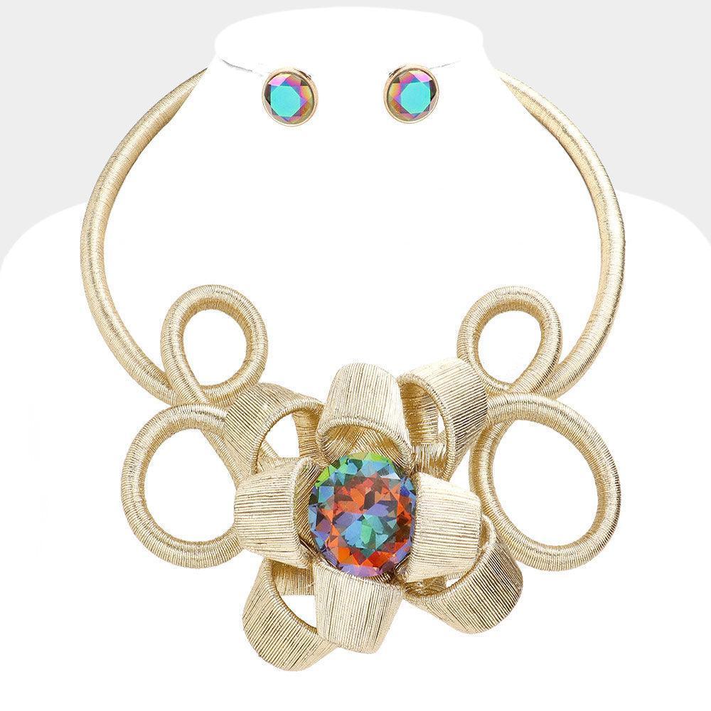 Round Stone Center Floral Pendant Necklace - Jewelry Store by Erik Rayo