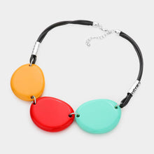Load image into Gallery viewer, Resin Bead Link Necklace
