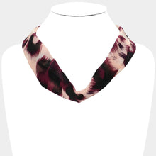 Load image into Gallery viewer, Purple Patterned Fabric Chiffon Necklace
