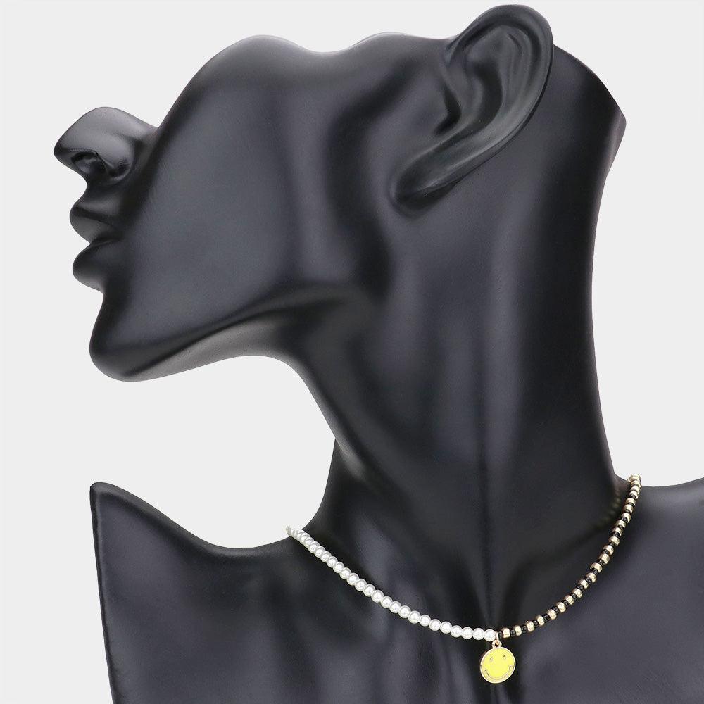 Cream Smile Pearl Faceted Beaded Necklace