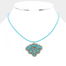 Load image into Gallery viewer, Turquoise Felt Back Seed Beaded Shell Pendant Necklace
