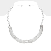 Load image into Gallery viewer, Silver Glittered Lucite Resin Necklace
