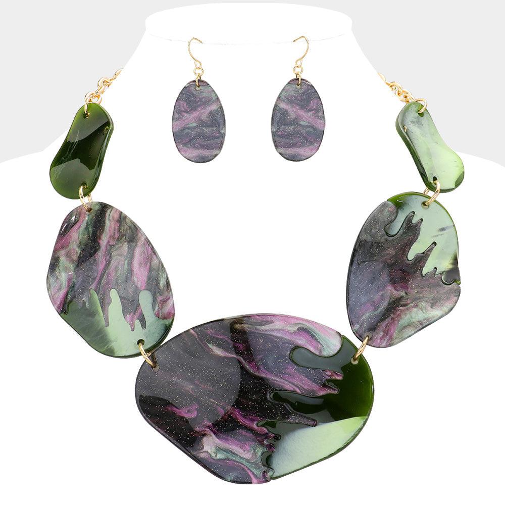 Green Abstract Glitter Necklace