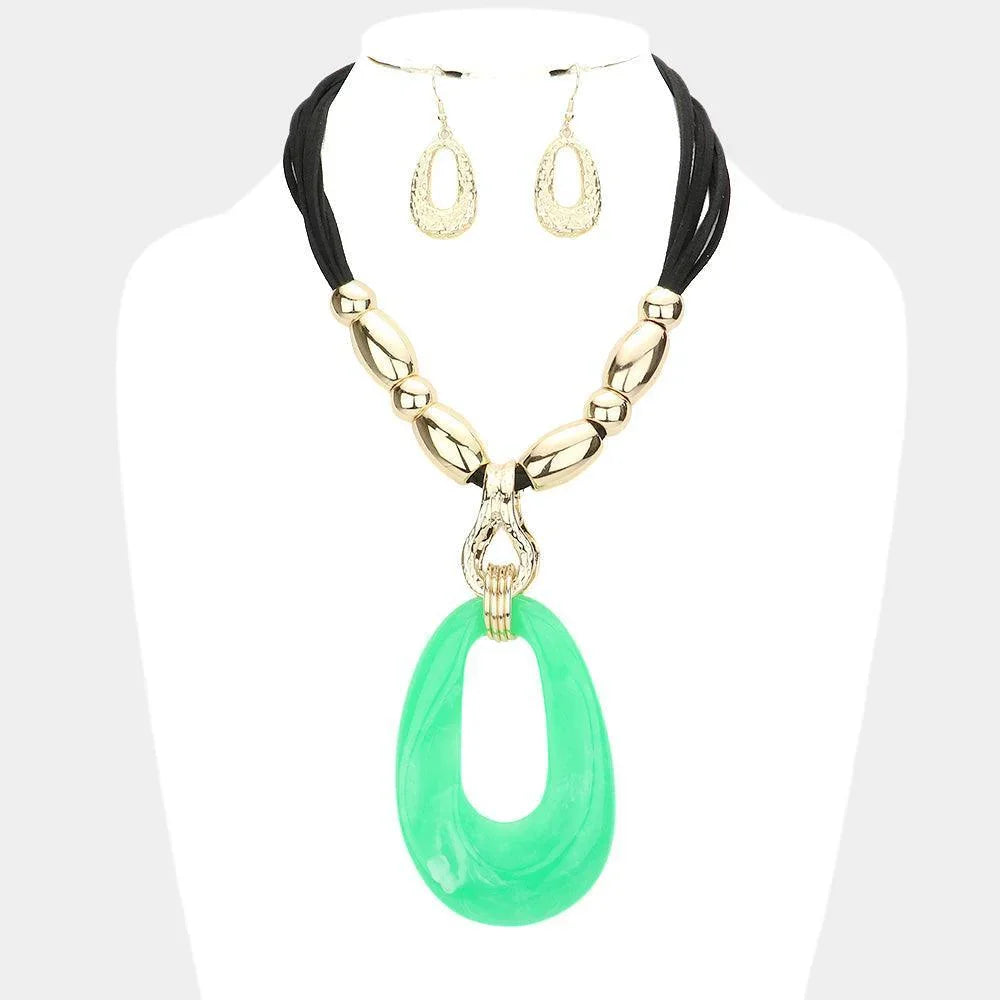 Green Wrinkle Detailed Chunky Pendant Necklace - Jewelry Store by Erik Rayo