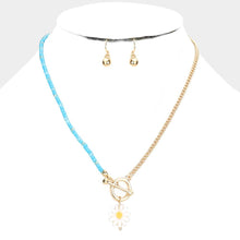 Load image into Gallery viewer, Turquoise Flower Pendant Seed Beaded Necklace
