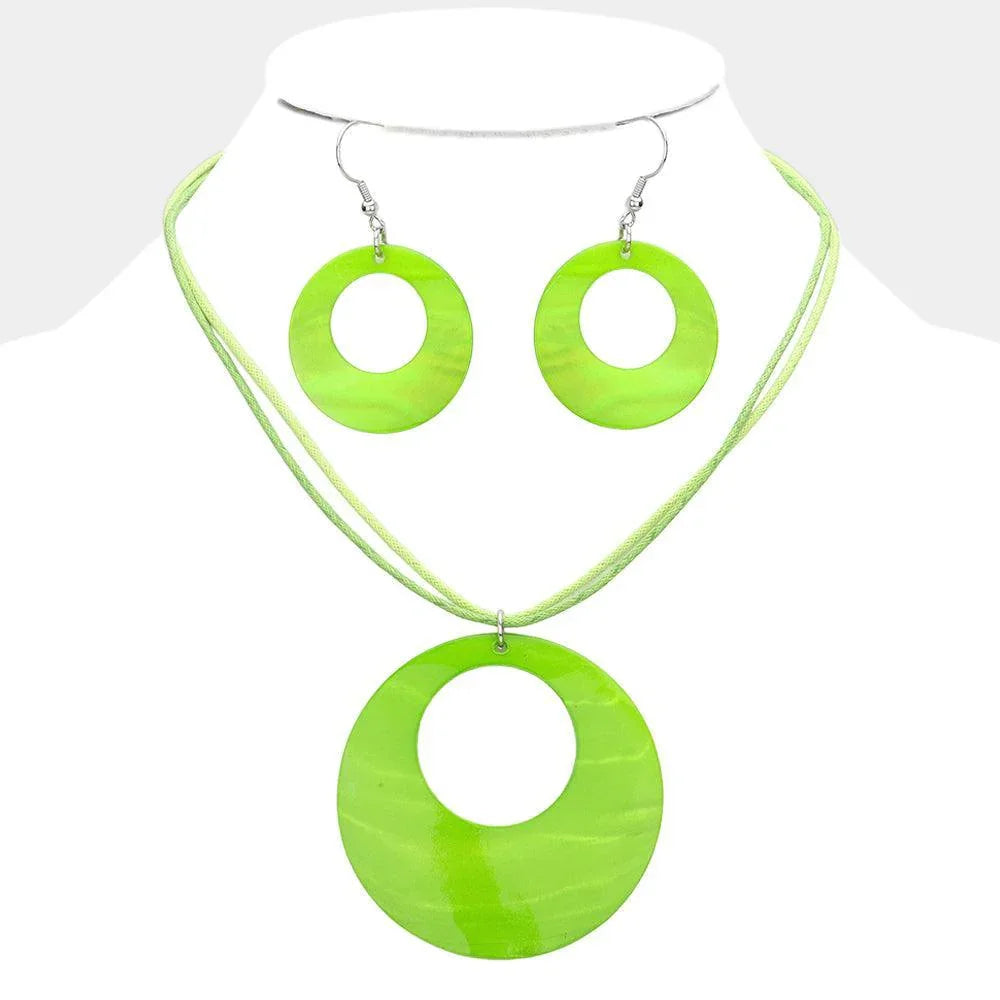 Green Round Mother of Pearl Pendant Necklace - Jewelry Store by Erik Rayo