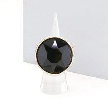 Load image into Gallery viewer, Black Round Stone Accented Stretch Ring
