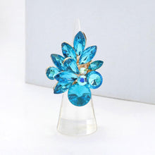 Load image into Gallery viewer, Crystal Stone Cluster Stretch Ring
