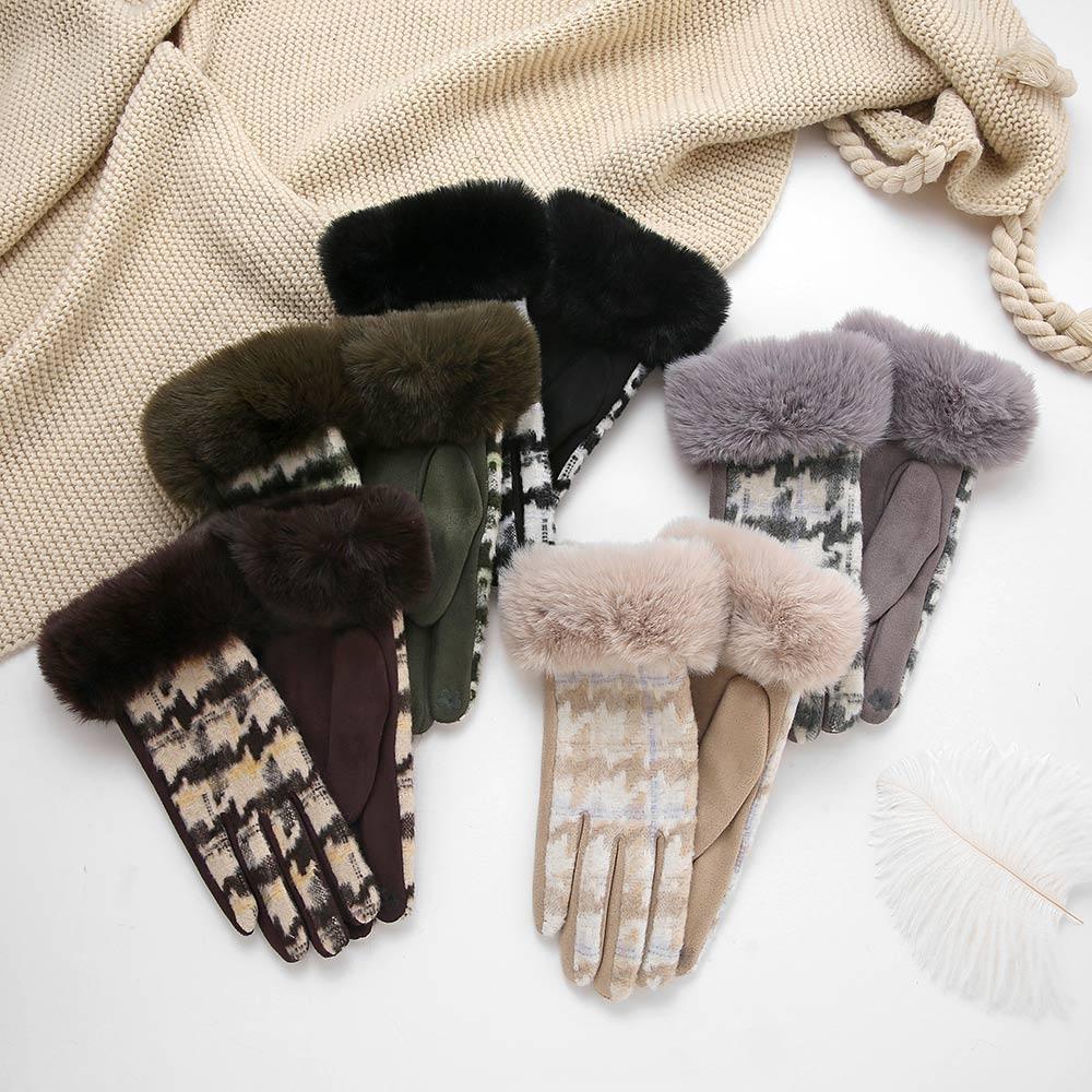 Beige Big Houndtooth With Faux Fur Smart Touch Gloves - Jewelry Store by Erik Rayo