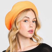 Load image into Gallery viewer, Stretchy Solid Beret Hat
