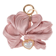 Load image into Gallery viewer, Pink Heart Pearl Pointed Stretch Keychain / Bracelet / Scrunchie
