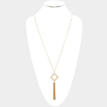 Load image into Gallery viewer, Gold Thread Wrapped Square Hoop Drop Chain Tassel Necklace
