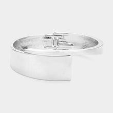 Load image into Gallery viewer, Metal Hinged Bangle Bracelet
