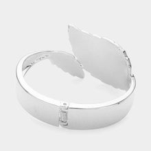 Load image into Gallery viewer, Silver Metal Leaf Hinged Bangle Bracelet
