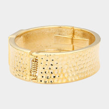 Load image into Gallery viewer, Gold Hammered Metal Bangle Bracelet
