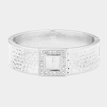 Load image into Gallery viewer, Clear Hammered Metal Bangle Bracelet
