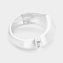 Load image into Gallery viewer, Silver Brushed Metal Hinged Bangle Bracelet
