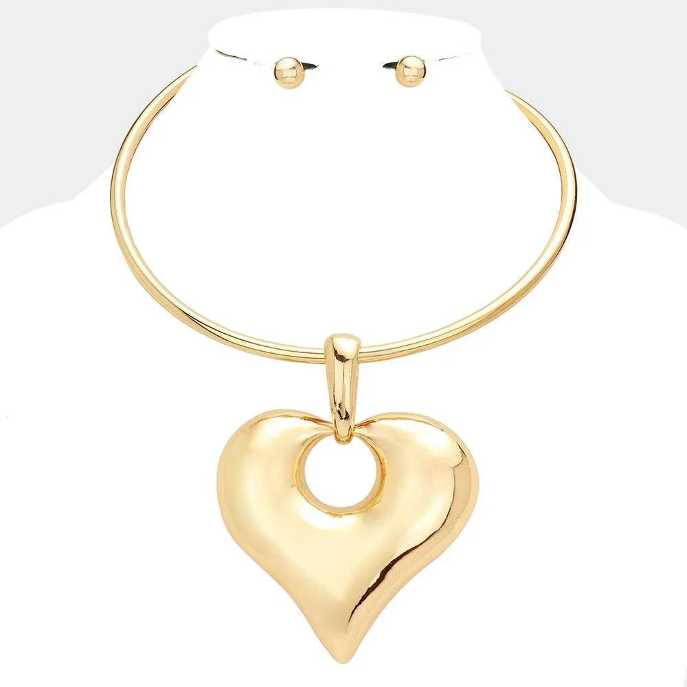 Gold Metal Heart Pendant Necklace - Jewelry Store by Erik Rayo
