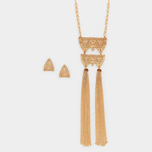 Load image into Gallery viewer, Gold Double metal chain tassel bib necklace
