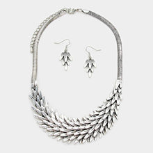 Load image into Gallery viewer, Silver Metal Feather Scale Snake Chain Necklace
