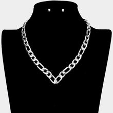 Load image into Gallery viewer, Chevron Metal Chain Link Necklace
