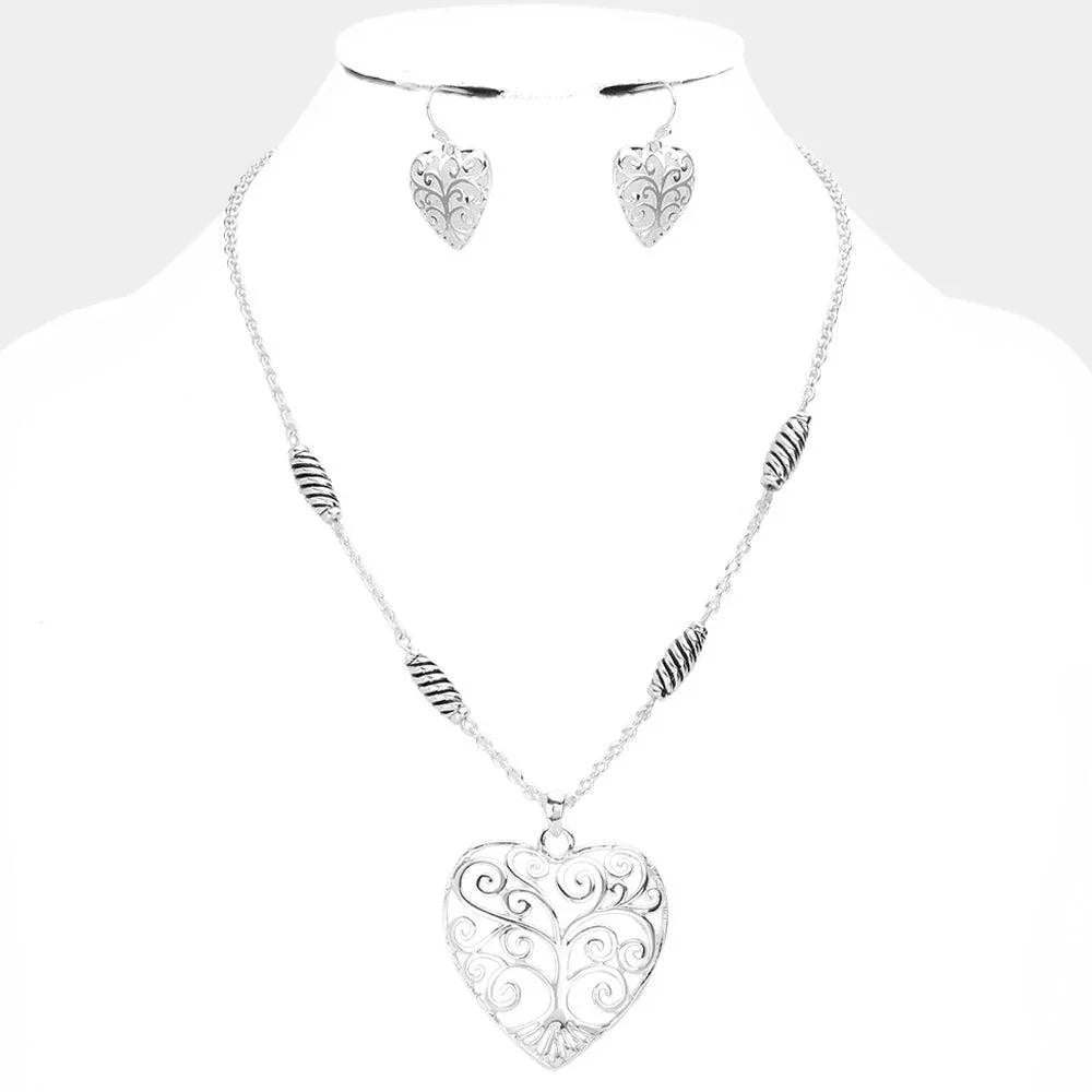 Silver Antique Metal Heart Pendant Necklace - Jewelry Store by Erik Rayo