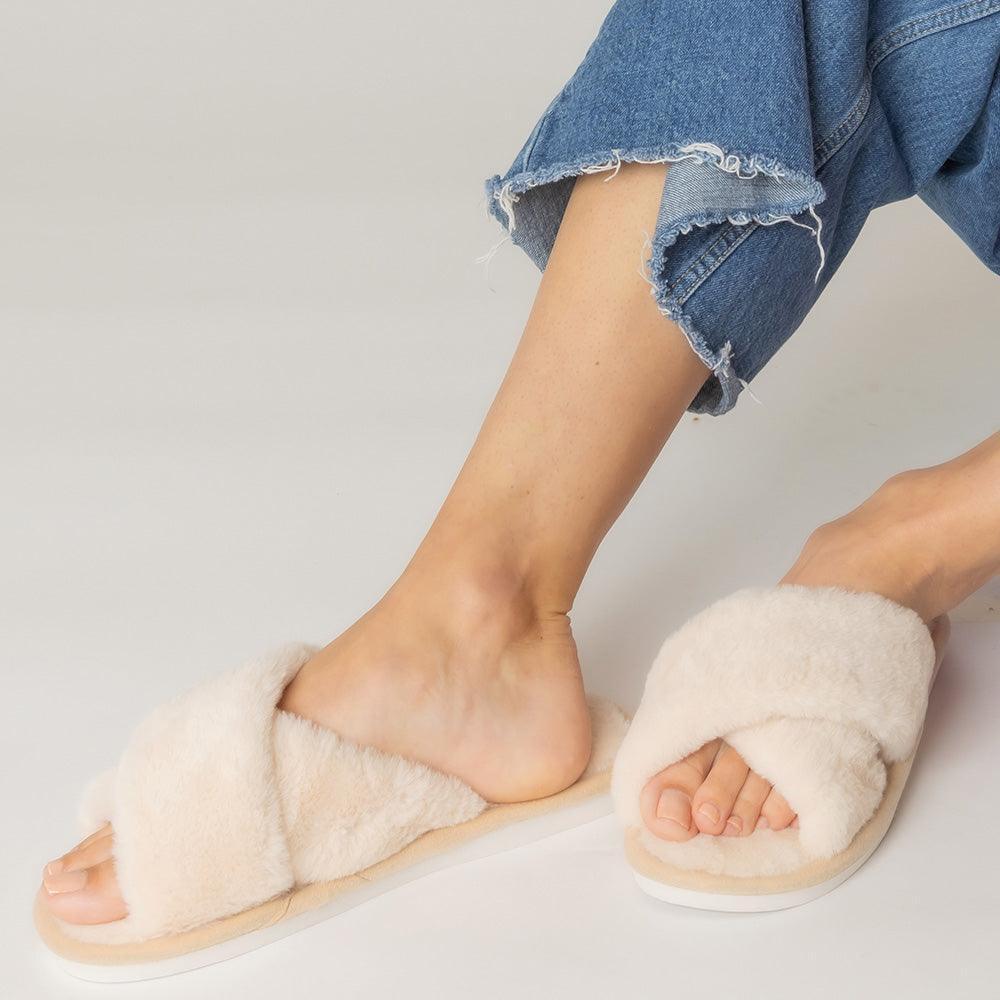 Ivory 6Pairs - Solid Crisscross Faux Fur Soft Home Indoor Floor Slippers - Jewelry Store by Erik Rayo