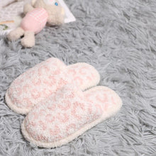 Load image into Gallery viewer, Pink Leopard Patterened Soft Home Indoor Floor Kids Slippers
