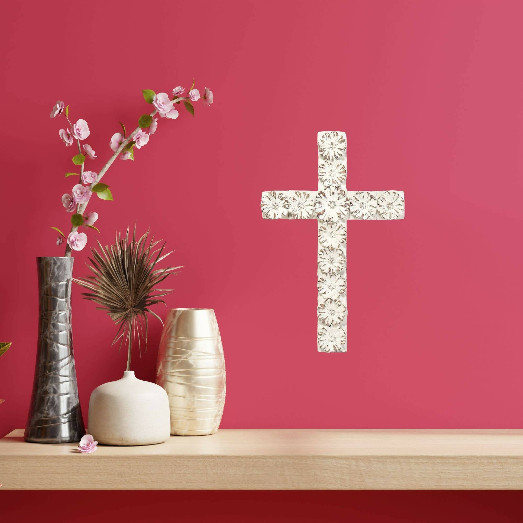 WHITE FLORAL RESIN WALL CROSS 10"