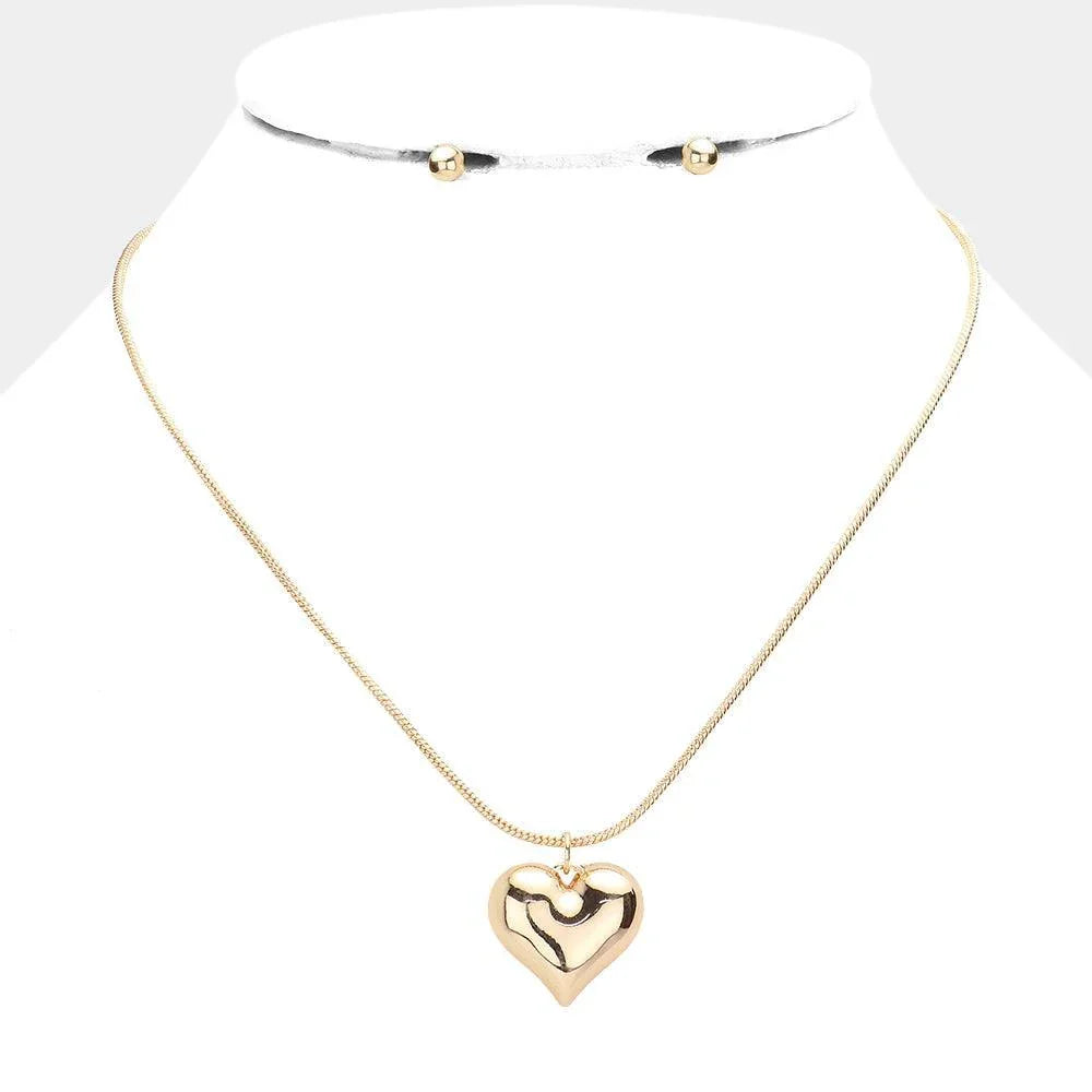 Gold Heart Pendant Necklace - Jewelry Store by Erik Rayo