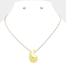 Load image into Gallery viewer, Yellow Metallic Teardrop Pendant Necklace
