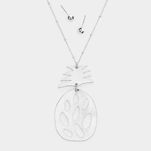 Load image into Gallery viewer, Silver Cut out Pineapple Link Pendant Necklace
