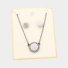 Load image into Gallery viewer, Silver Crystal Trim Round Metal Pendant Necklace
