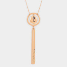 Load image into Gallery viewer, Rose Gold Follow your arrow _ Patterned Arrow Necklace
