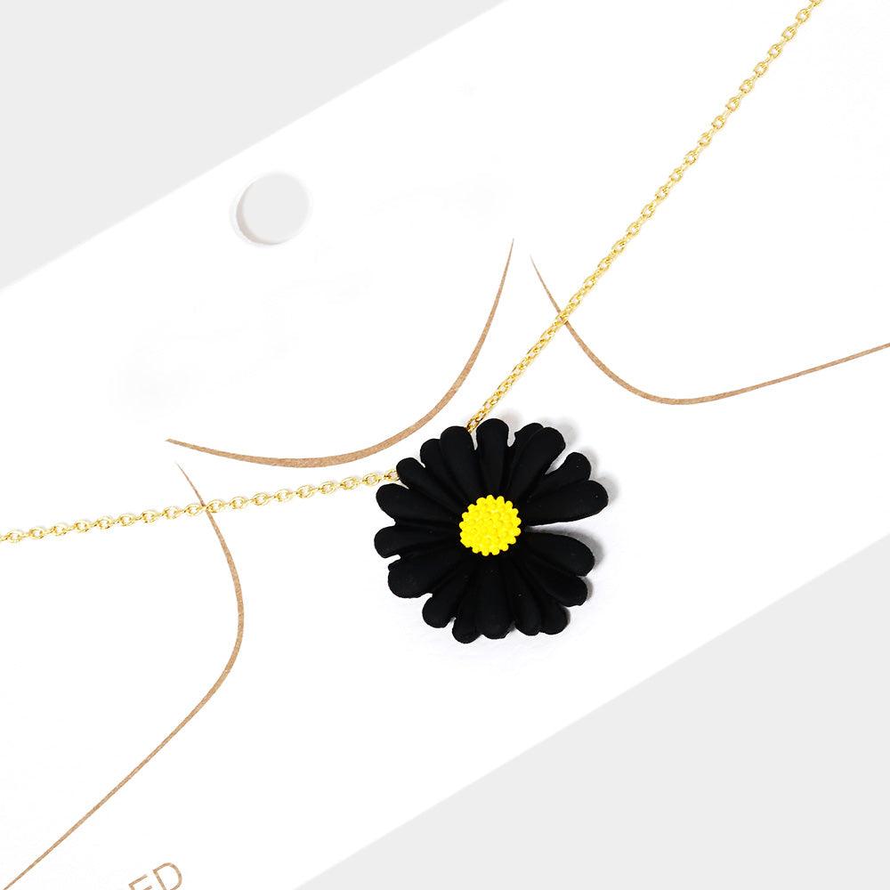 Gold Gold Dipped Bloom Flower Pendant Necklace