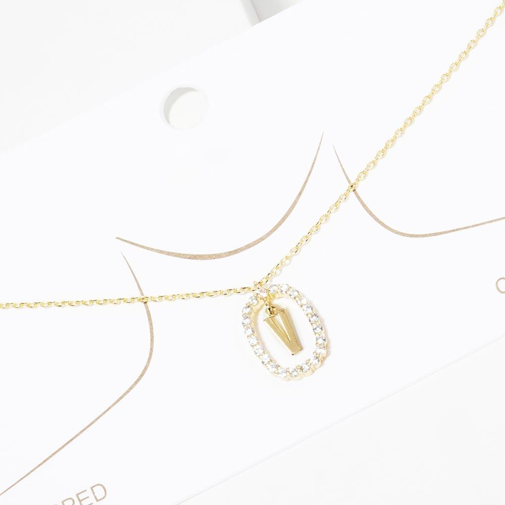 Letter V Gold Dipped Metal Monogram Rhinestone Oval Link Pendant Necklace
