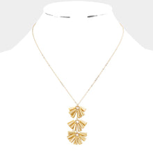 Load image into Gallery viewer, Trapezoid Bead Wrapped Link Pendant Necklace
